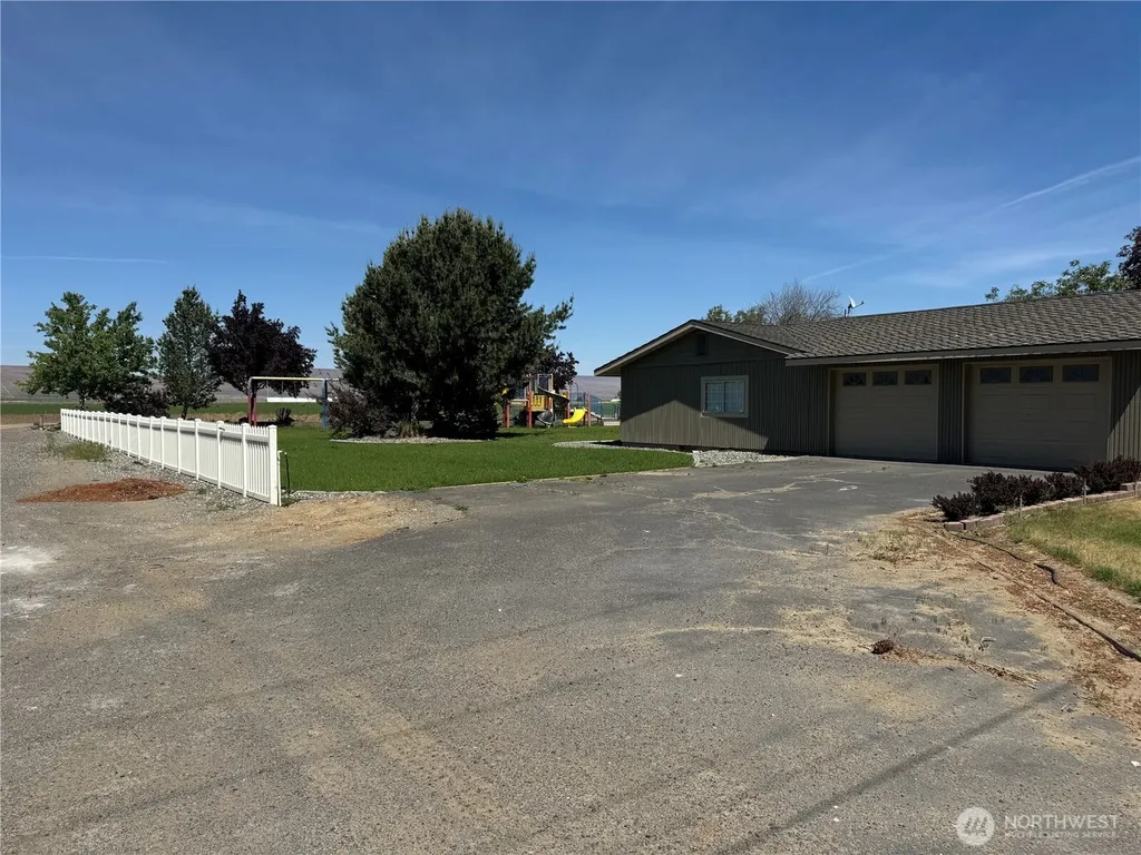 15374 Road 26 SW Mattawa WA 99349