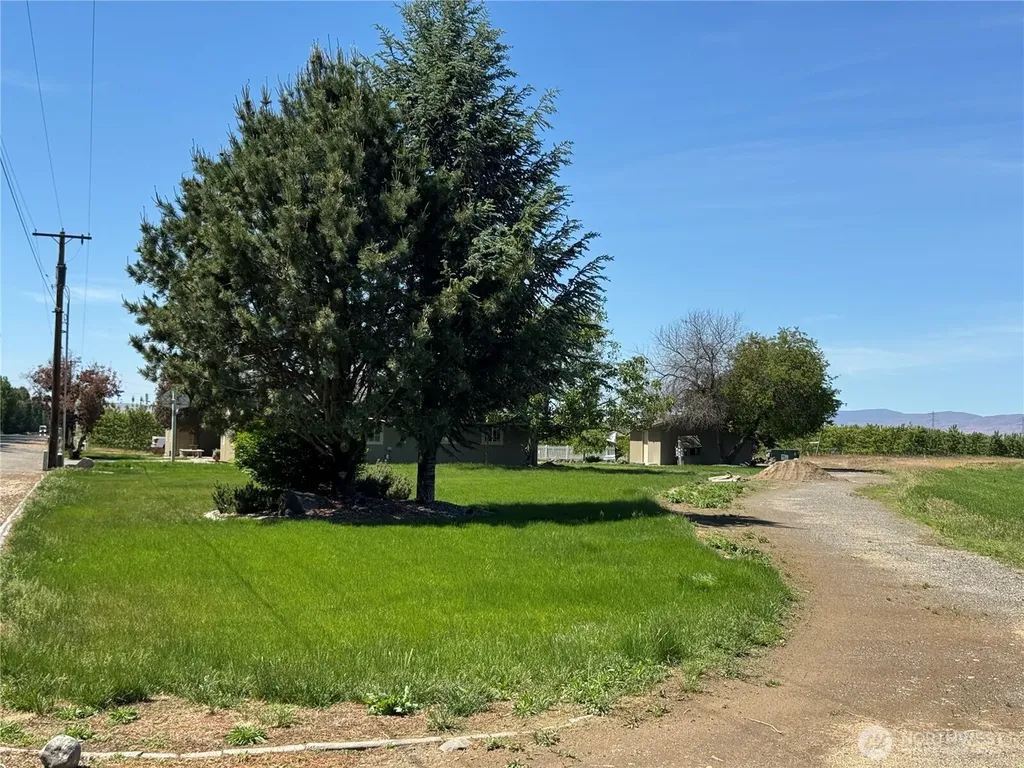 15374 Road 26 SW Mattawa WA 99349