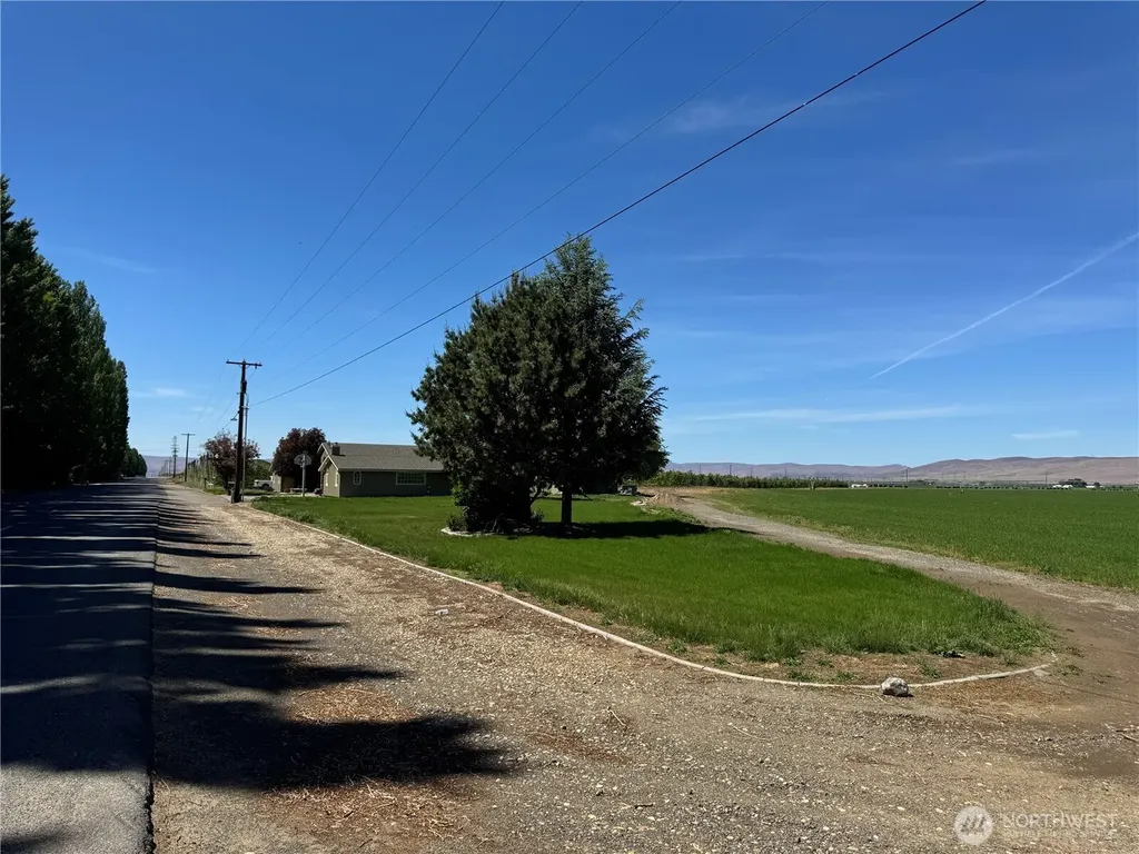 15374 Road 26 SW Mattawa WA 99349