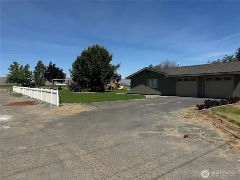 15374 Road 26 SW Mattawa WA 99349