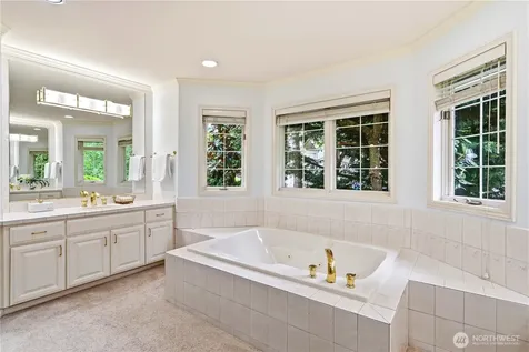 7214 204th Dr NE Redmond WA 98053
