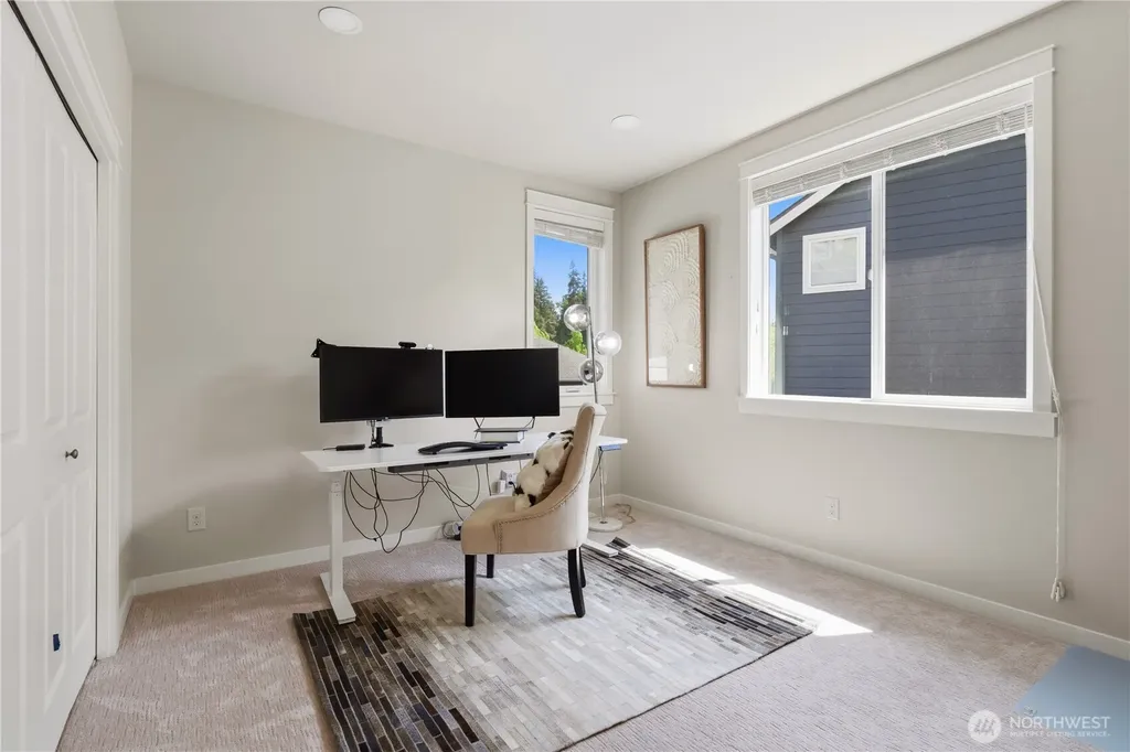 11906 161st Ave NE Redmond WA 98052