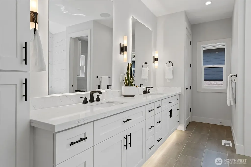 11027 SE 30th Place Bellevue WA 98004