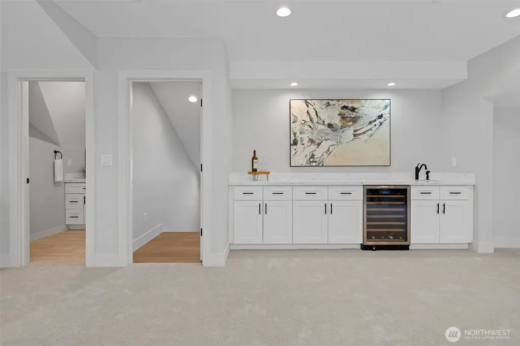 11027 SE 30th Place Bellevue WA 98004