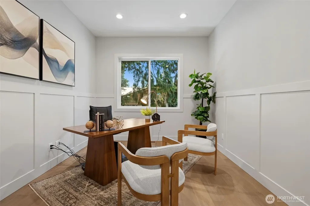 11027 SE 30th Place Bellevue WA 98004