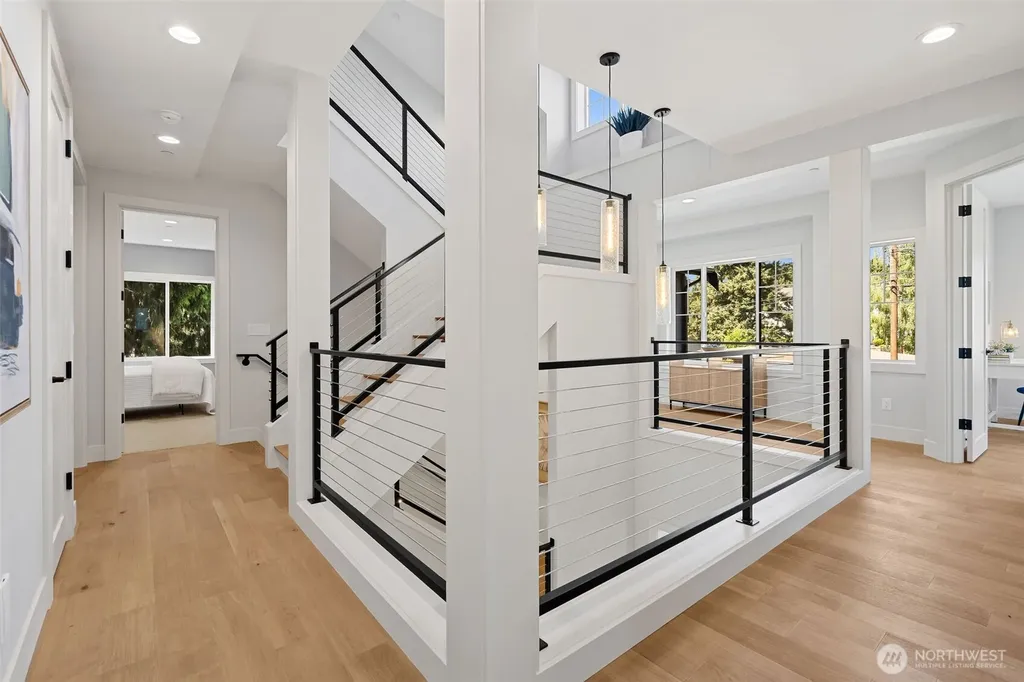 11027 SE 30th Place Bellevue WA 98004