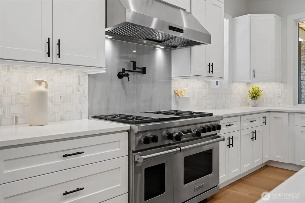 11027 SE 30th Place Bellevue WA 98004