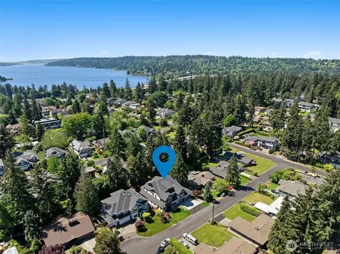 11027 SE 30th Place Bellevue WA 98004