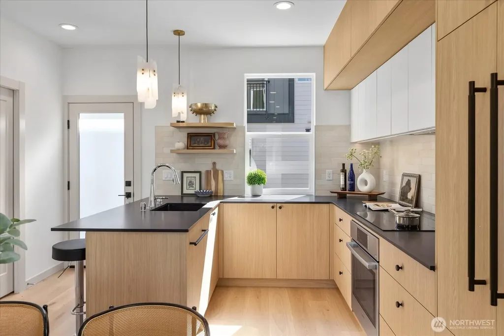 4416 Corliss Avenue N Seattle WA 98103