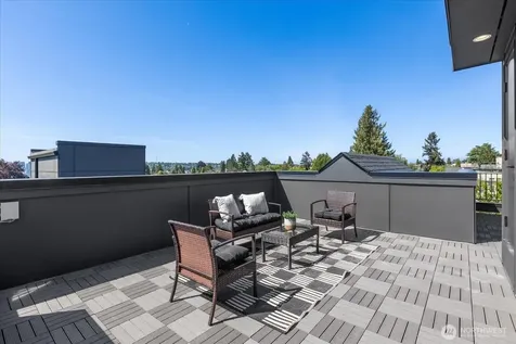 4416 Corliss Avenue N Seattle WA 98103