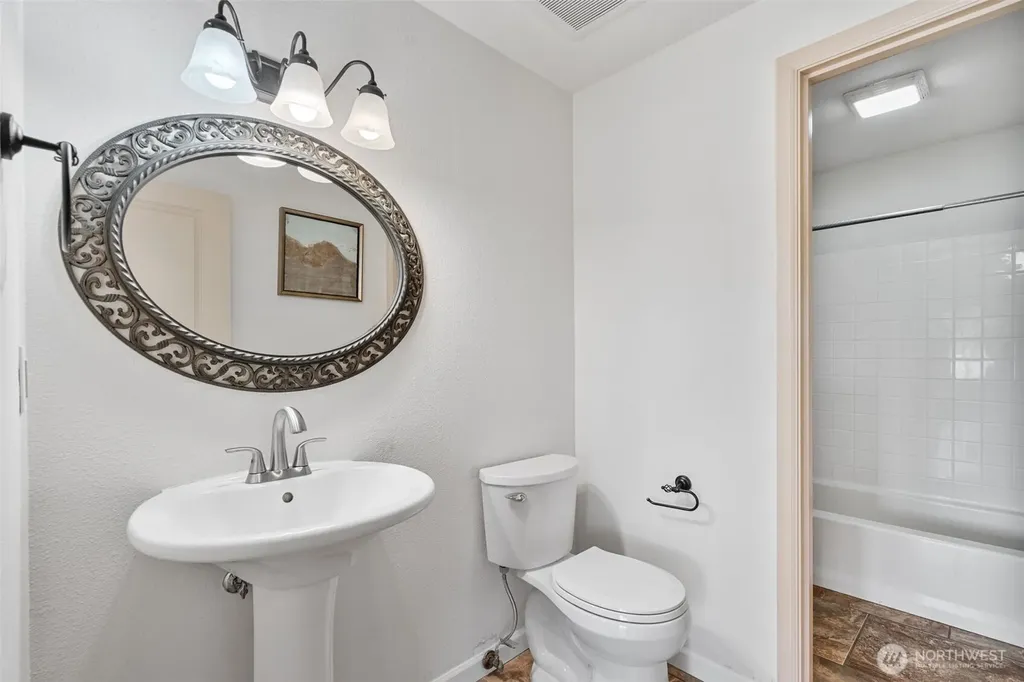 1630 Danner Lane NE Lacey WA 98156