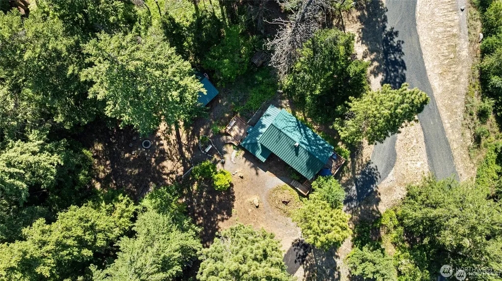 7 Moonshine Lane Ronald WA 98940