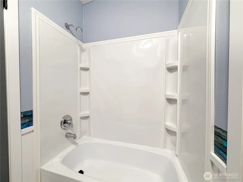 13519 201st St Court E Graham WA 98338