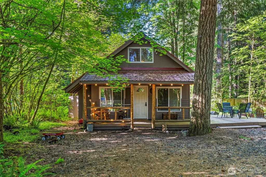139 Mount Rainier Drive Packwood WA 98361