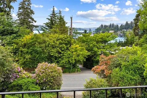 9510 Lake Washington Boulevard NE Bellevue WA 98004