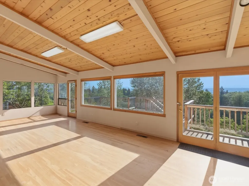 18206 51st Avenue S Seatac WA 98188