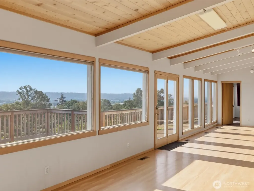 18206 51st Avenue S Seatac WA 98188