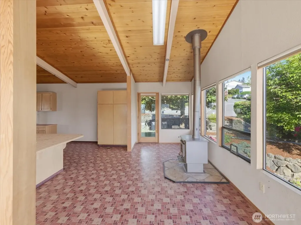 18206 51st Avenue S Seatac WA 98188