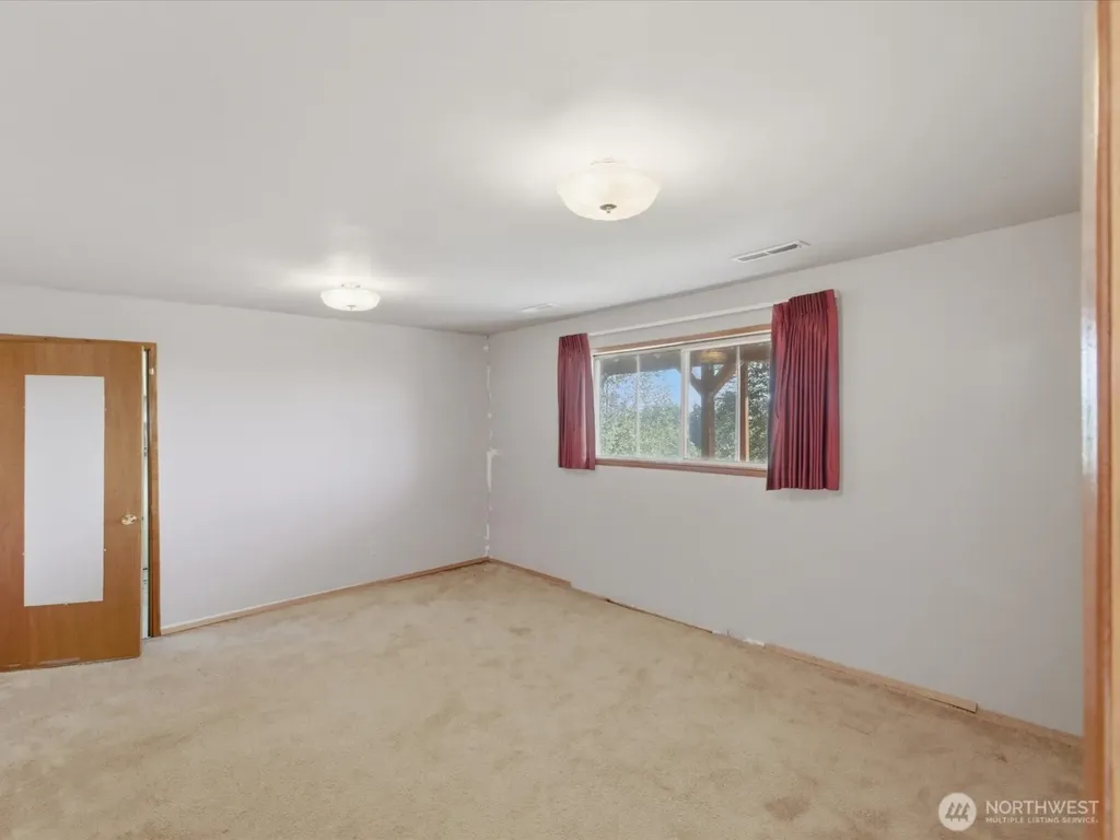 18206 51st Avenue S Seatac WA 98188