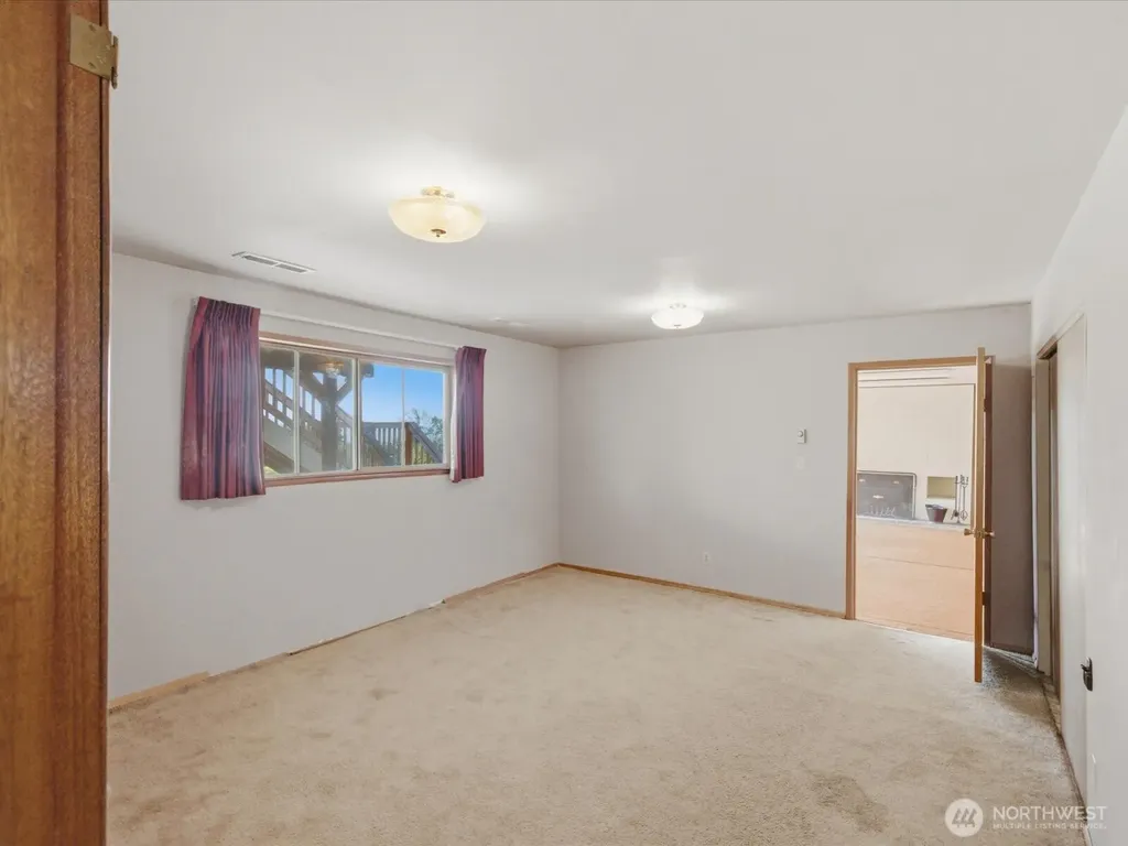 18206 51st Avenue S Seatac WA 98188