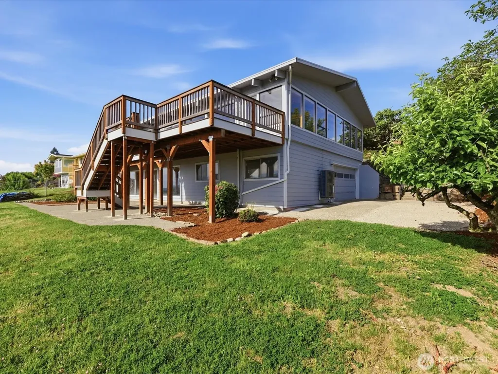 18206 51st Avenue S Seatac WA 98188