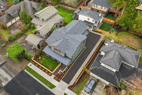 11418 NE 90th Street Kirkland WA 98033