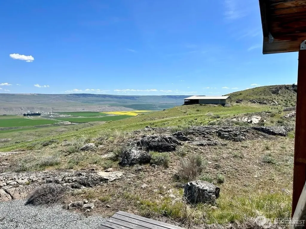 13 Little Spur Lane Brewster WA 98812
