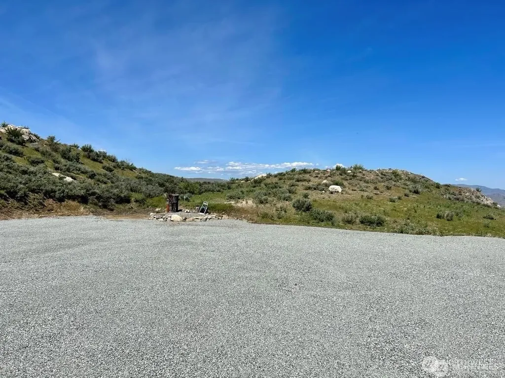 13 Little Spur Lane Brewster WA 98812