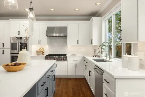 1630 28th Avenue NE Issaquah WA 98029