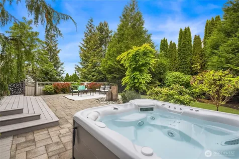 1630 28th Avenue NE Issaquah WA 98029