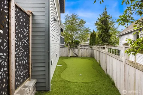 1630 28th Avenue NE Issaquah WA 98029