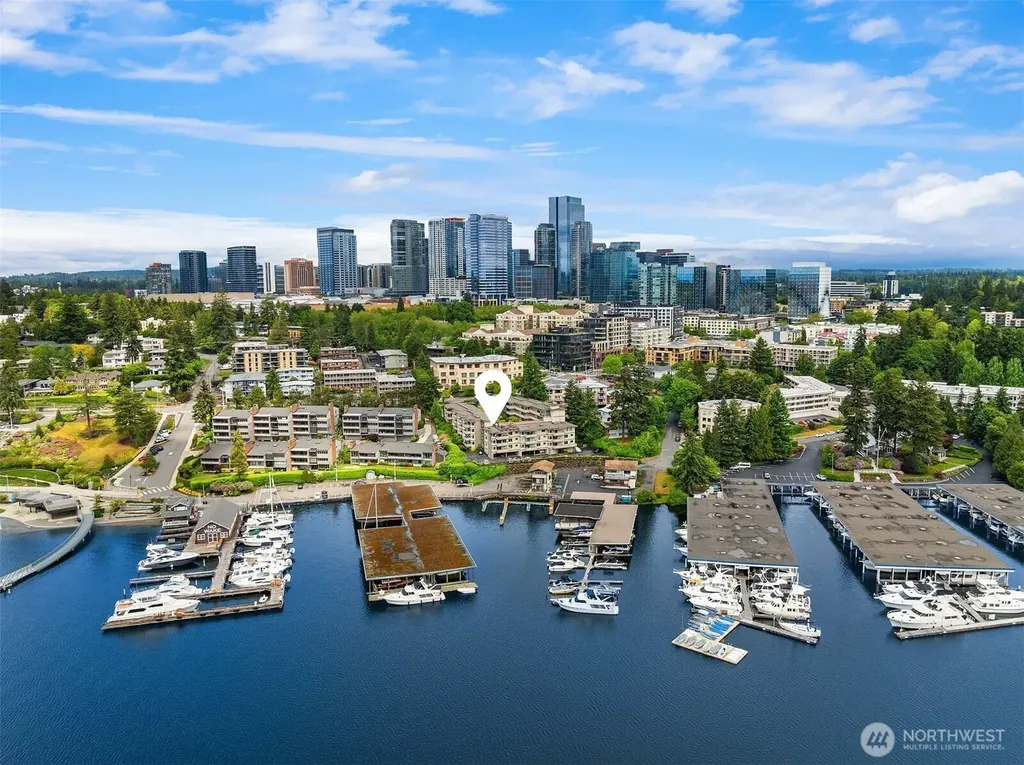 9951 Lake Washington Blvd NE Bellevue WA 98004
