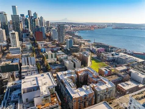 2415 2nd Avenue Seattle WA 98121