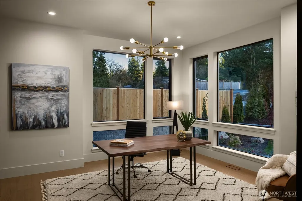 14948 SE 43rd Street Bellevue WA 98006