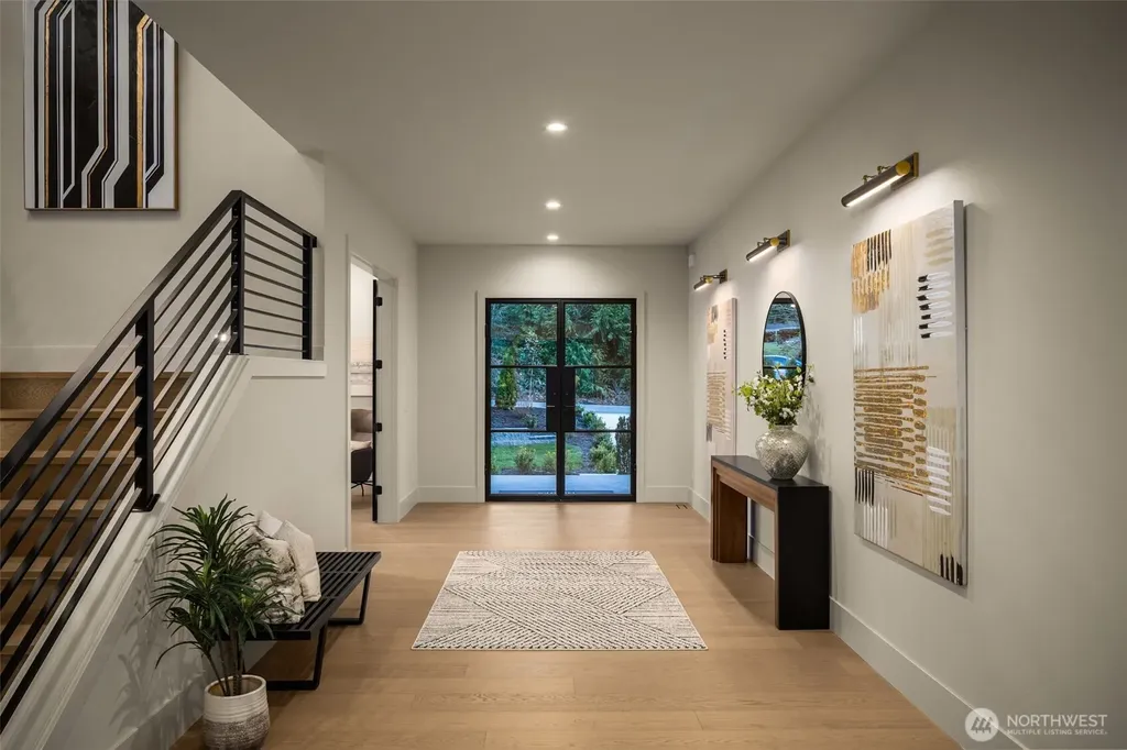 14948 SE 43rd Street Bellevue WA 98006