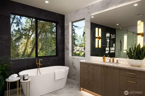 14948 SE 43rd Street Bellevue WA 98006