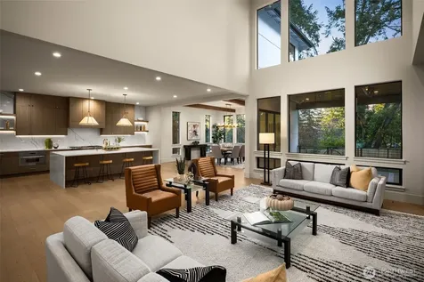 14948 SE 43rd Street Bellevue WA 98006