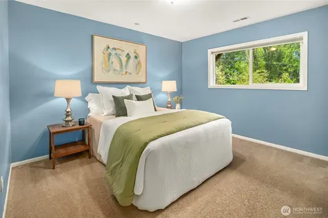 17707 SE 60th Street Bellevue WA 98006