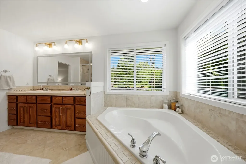 11023 127th Avenue NE Lake Stevens WA 98258