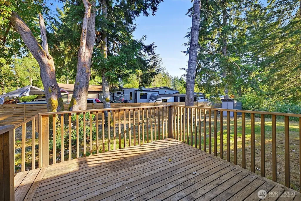 19718 14th Street NW Lakebay WA 98349