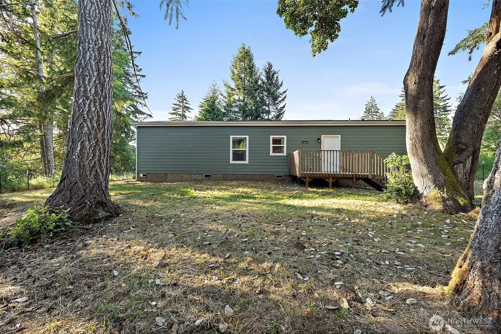 19718 14th Street NW Lakebay WA 98349