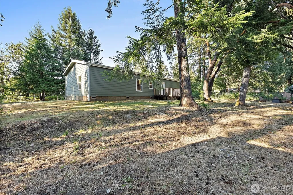 19718 14th Street NW Lakebay WA 98349
