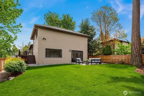 3039 50th Avenue SW Seattle WA 98116
