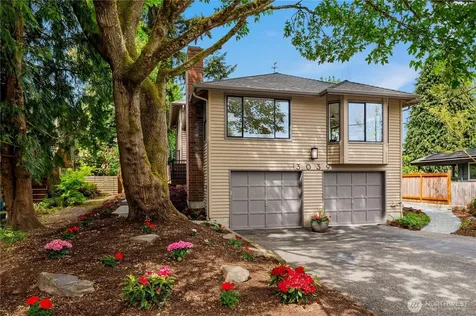 3039 50th Avenue SW Seattle WA 98116