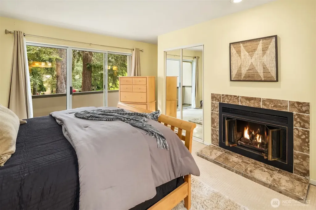 17001 Inglewood Road NE Kenmore WA 98028
