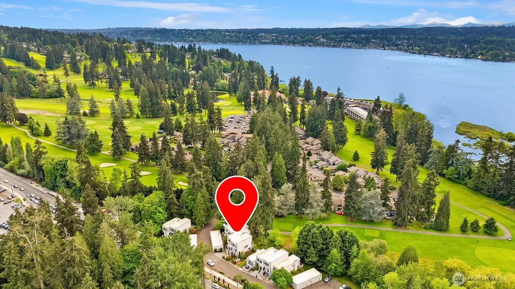 17001 Inglewood Road NE Kenmore WA 98028