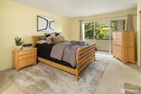 17001 Inglewood Road NE Kenmore WA 98028