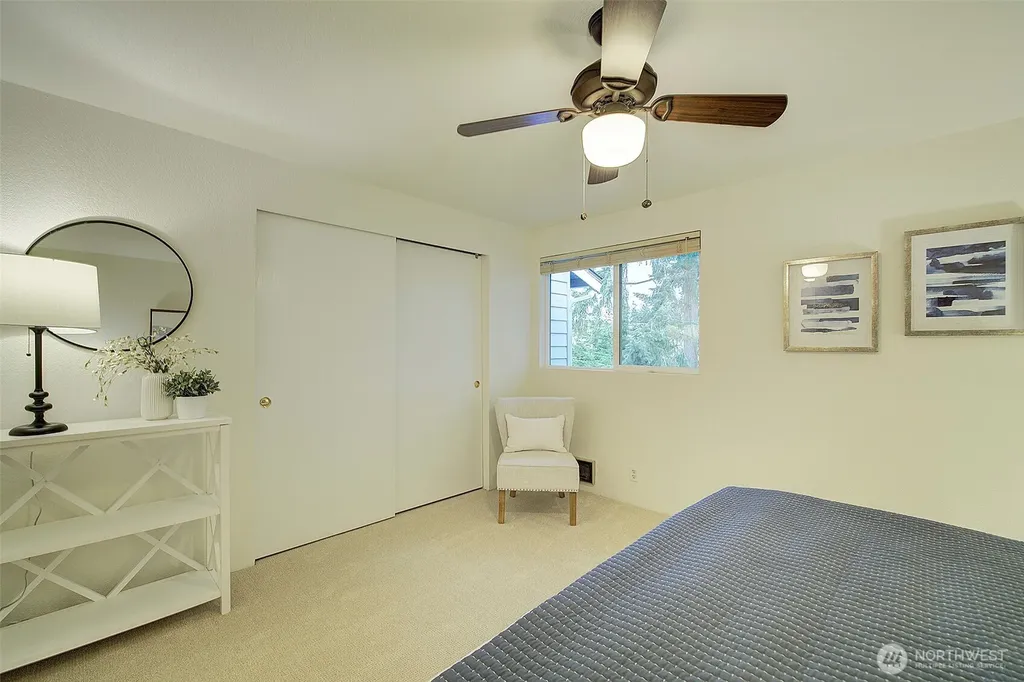 918 N 165th Street Shoreline WA 98133