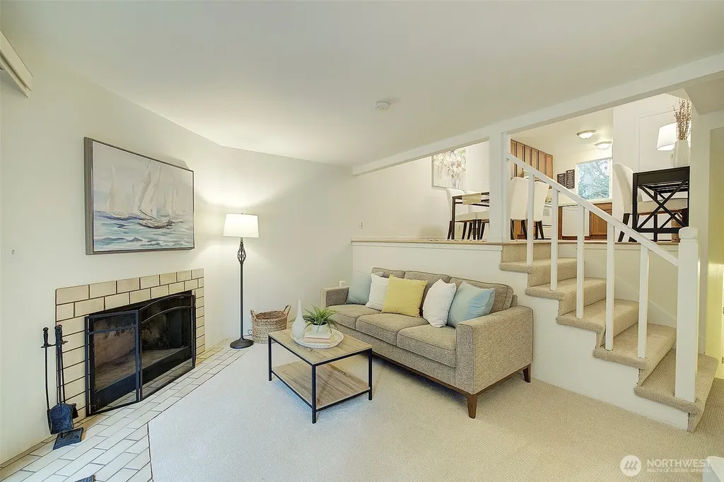 918 N 165th Street Shoreline WA 98133