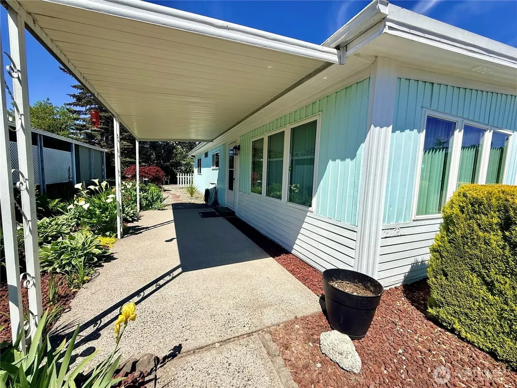 1410 Alonda Lane NE Olympia WA 98516